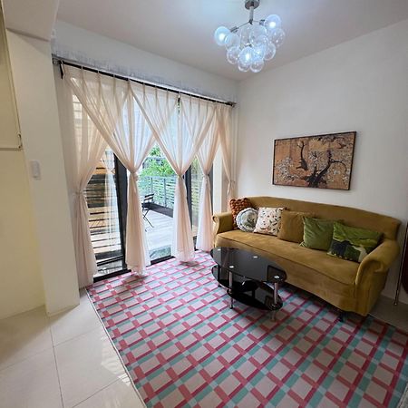 Kaohsiung Raifong Corner Homestay 외부 사진