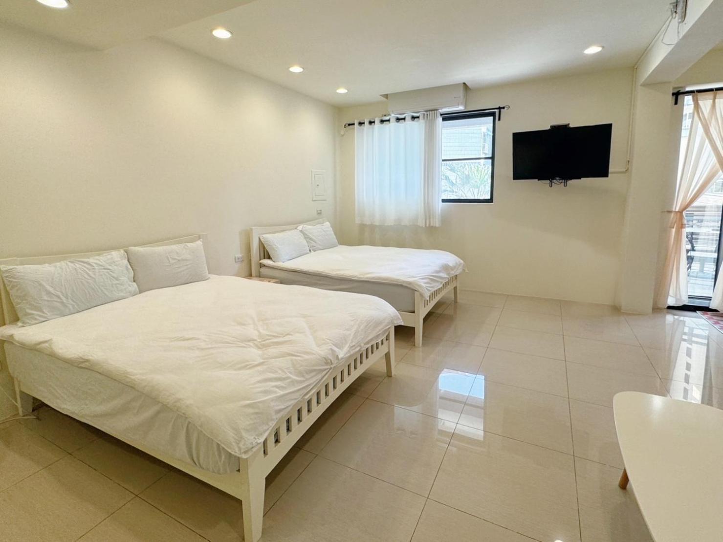 Kaohsiung Raifong Corner Homestay 외부 사진