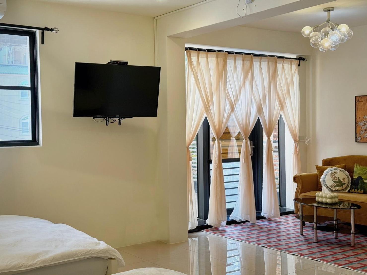 Kaohsiung Raifong Corner Homestay 외부 사진