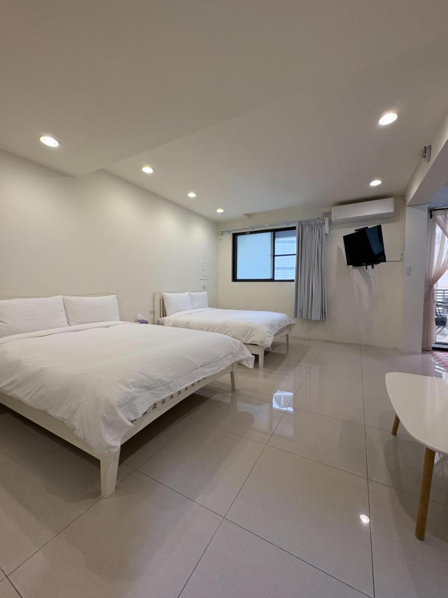 Kaohsiung Raifong Corner Homestay 외부 사진