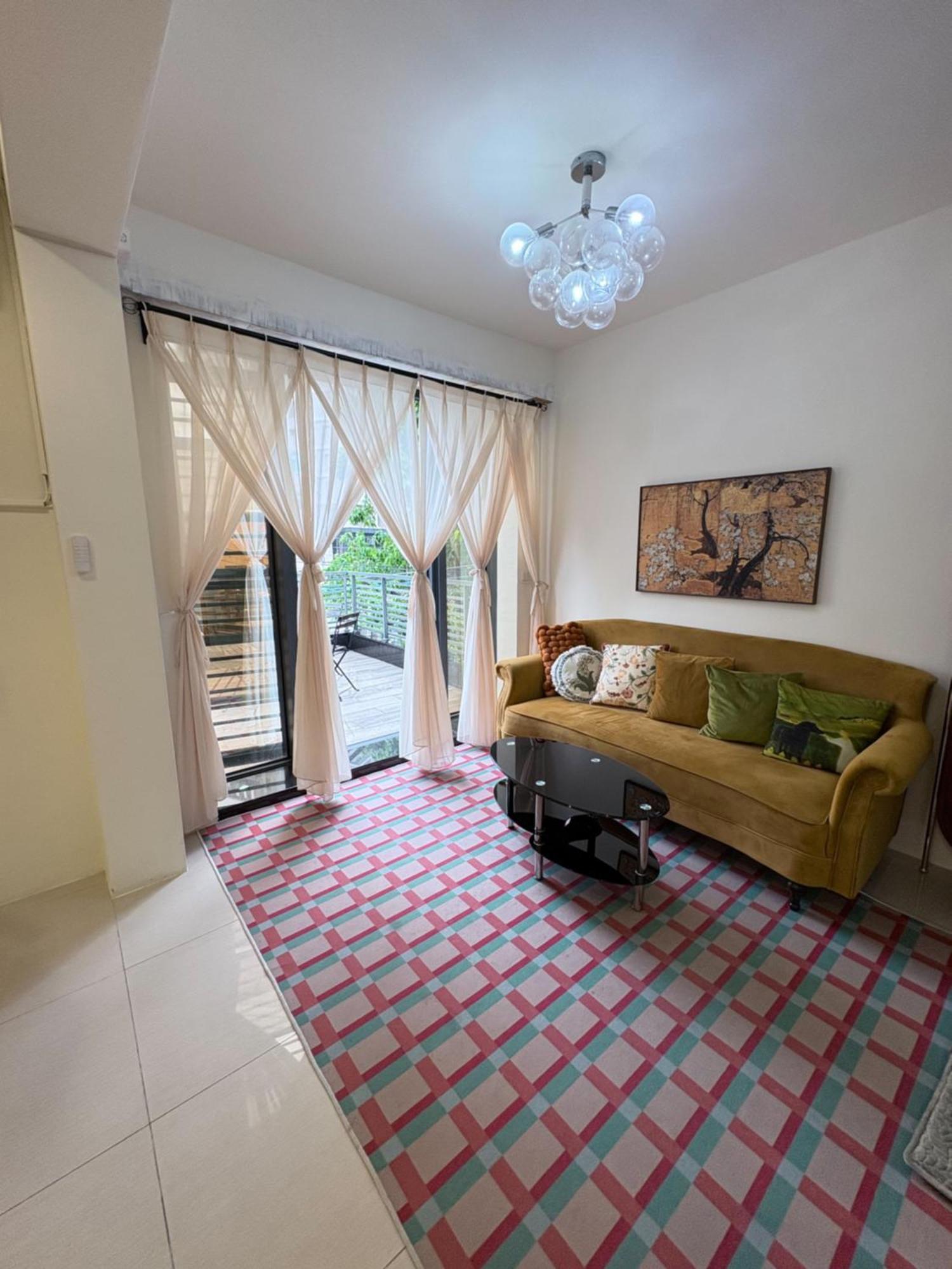 Kaohsiung Raifong Corner Homestay 외부 사진