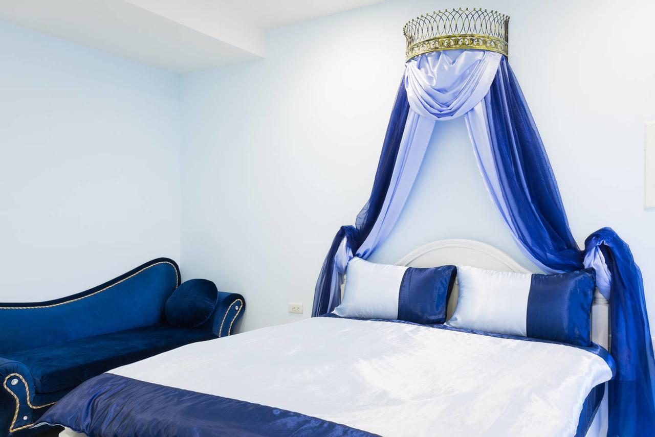 Kaohsiung Raifong Corner Homestay 외부 사진
